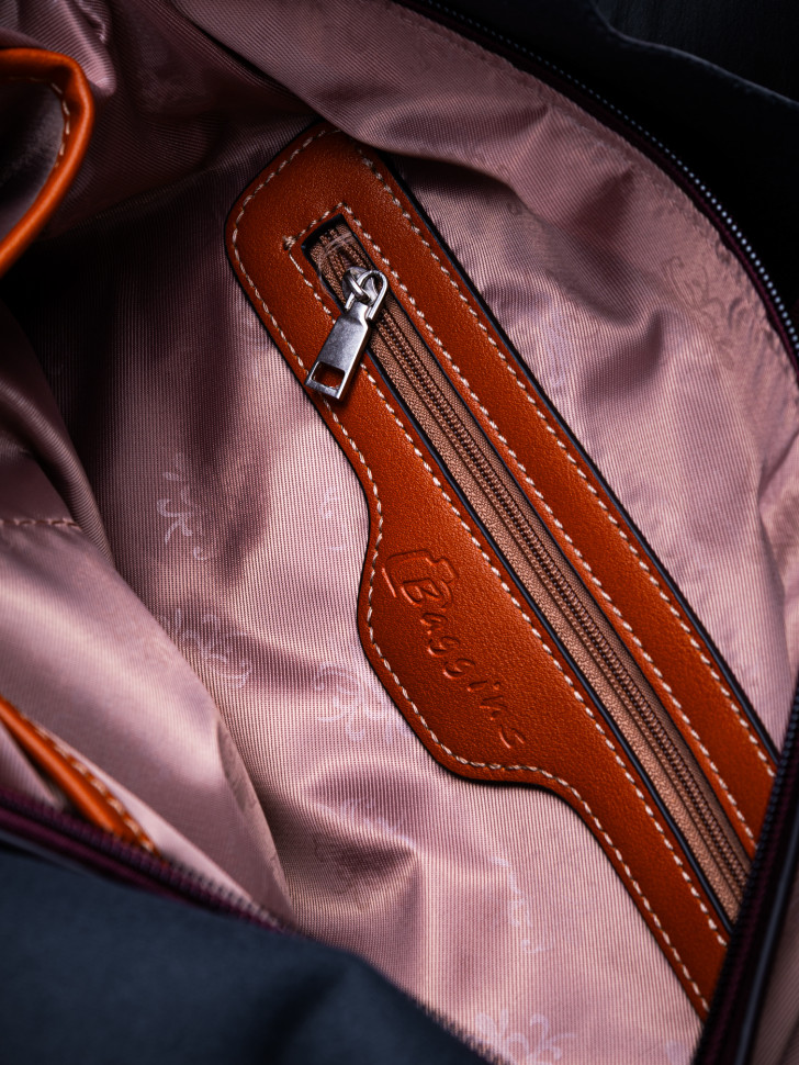 Сумка-мешок с косметичкой Baggins 58235 Сумка-мешок с косметичкой Baggins 58235