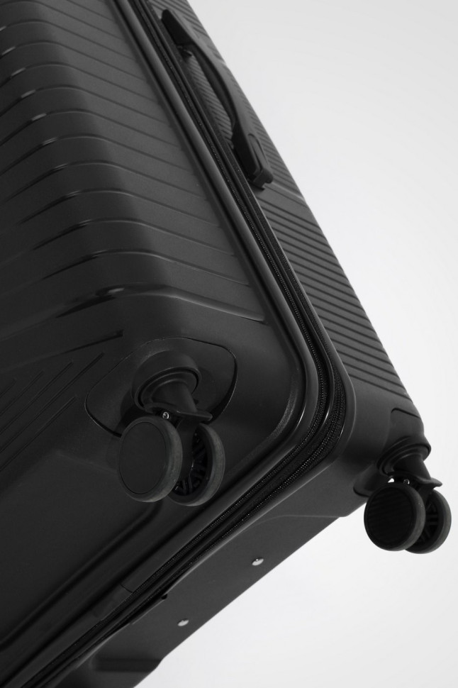 Чемодан Eberhart 49M Miracle полипропилен Чемодан Eberhart 49M Miracle полипропилен